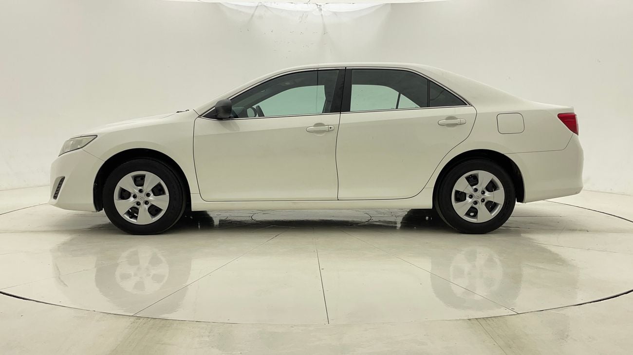 تويوتا كامري S 2.5 | بدون دفعة مقدمة | اختبار القيادة في المنزل