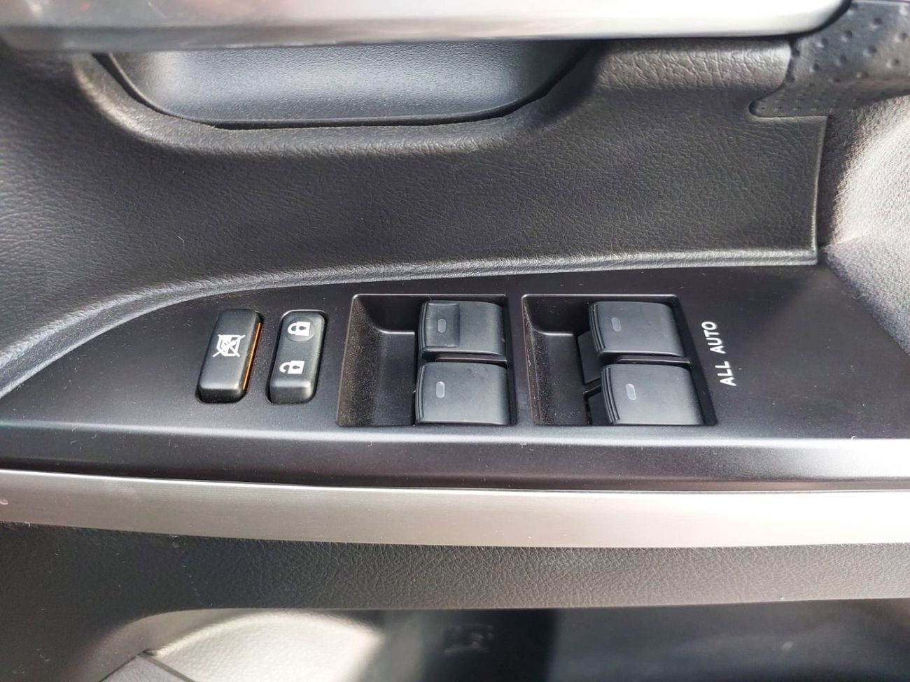 Toyota Land Cruiser TOYOTA LAND CRUISER SUV RHD 2019 MODEL 4.6 L PETROL AUTOMATIC(PM92283)