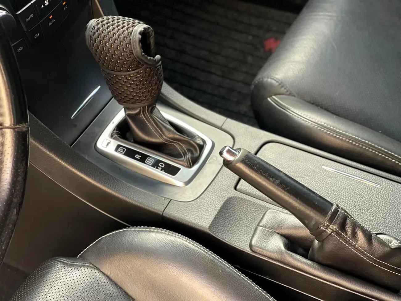 سوزوكي كيزاشي GCC | 2.4L 4-CYLINDERS