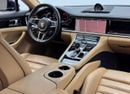 Porsche Panamera 2017 Porsche Panamera 4S, Full Service History, Sport Chrono Package, Excellent Condition, GCC