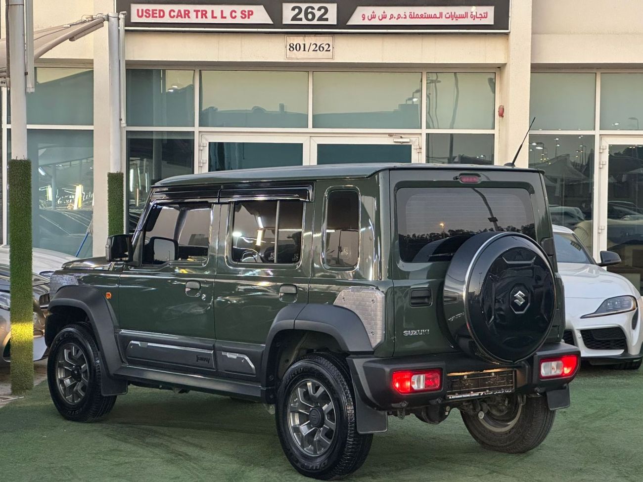 سوزوكي جيمني سوزوكى جيمينى 2025 فل ابشن جير عادى 4 ابواب تشييكات وكاله تحت الضمان صبغ وكالة