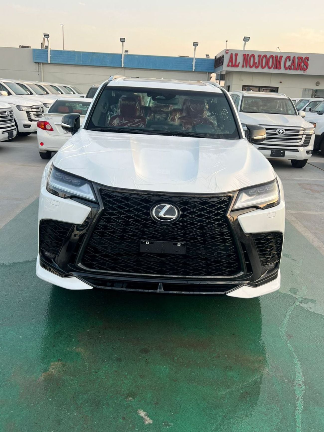 Lexus LX 700h