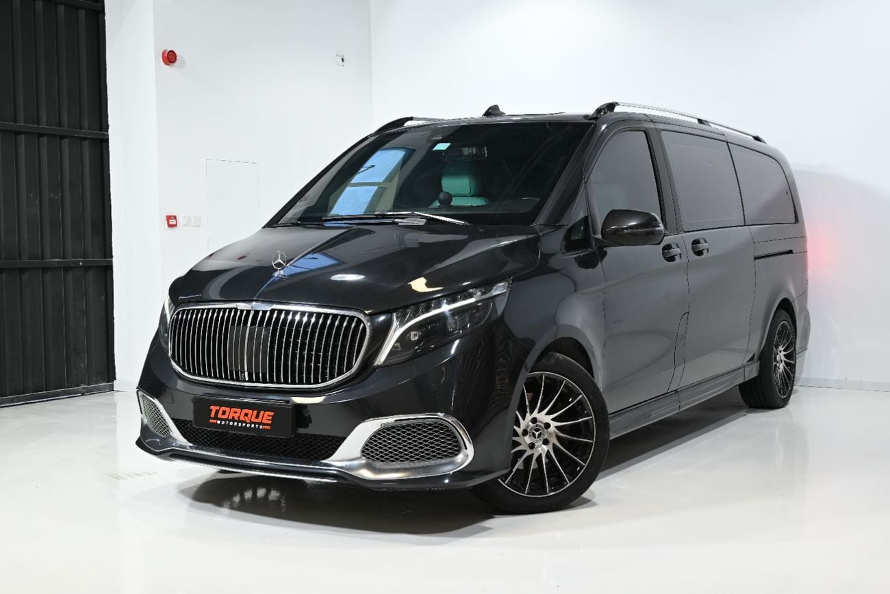Mercedes Benz V 250 2023 Mercedes-Benz V250 V Line Desing, Mercedes Service History, 1 Year Warranty, GCC