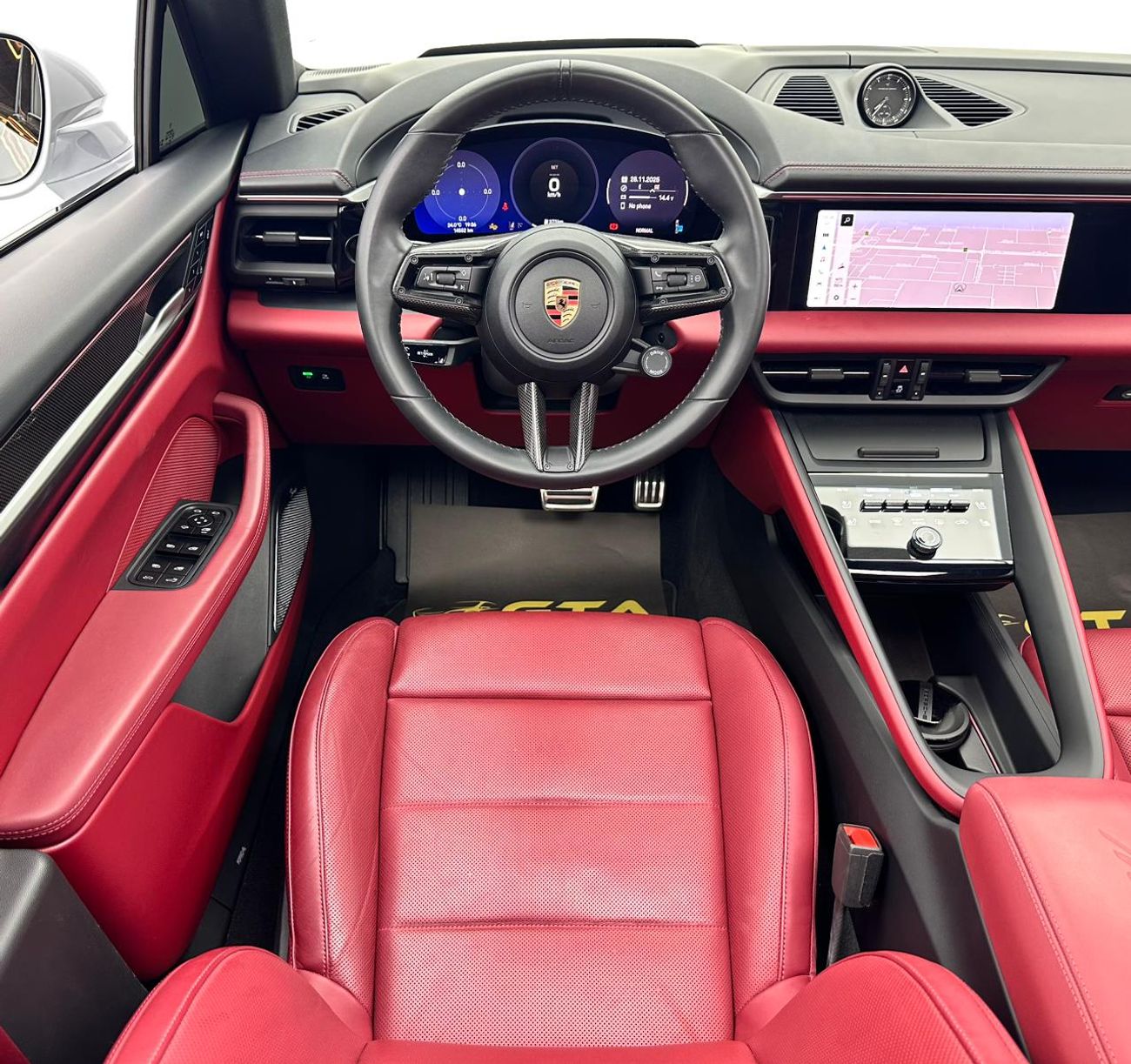 بورش ماكان 2024 Porsche Macan 4 EV, 06/2028 Porsche Warranty, Porsche Full Service History, GCC