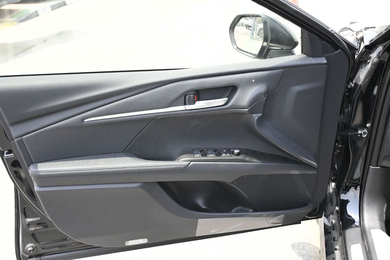 Toyota Camry 2.5L GLE Petrol GCC Black inside Black