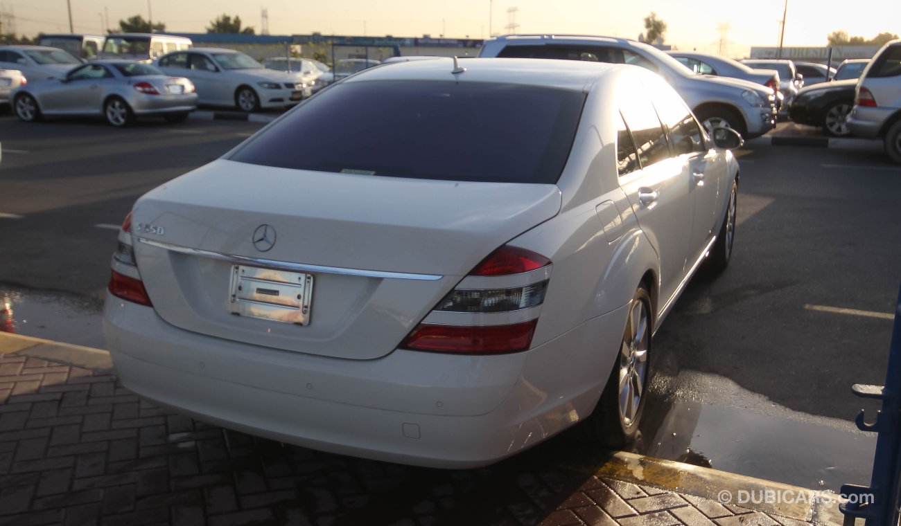 Mercedes-Benz S 550