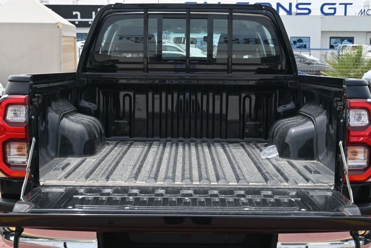 تويوتا هيلوكس Toyota Hilux SR5 2.4L Diesel Automatic, Double Cab,  Color Black , Model 2023