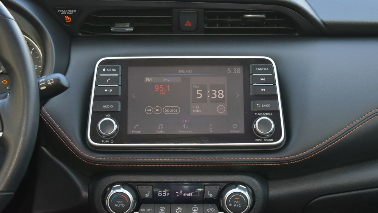 نيسان كيكس SR