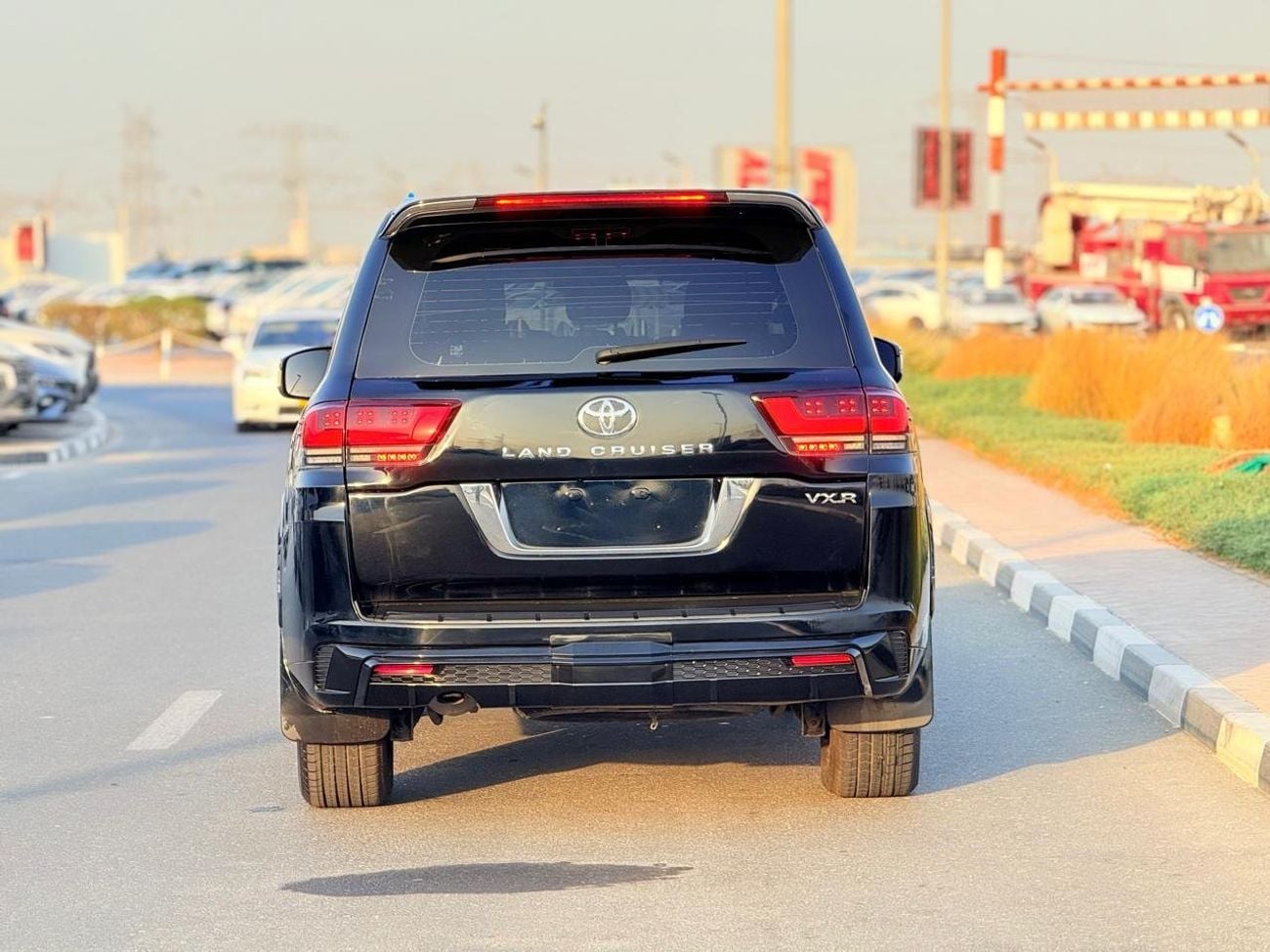 Toyota Land Cruiser GXR+ 4.0L Toyota landcuriser Years 2016 V6 GXR 4.0L upgrade interior & exterior 2025 full option
