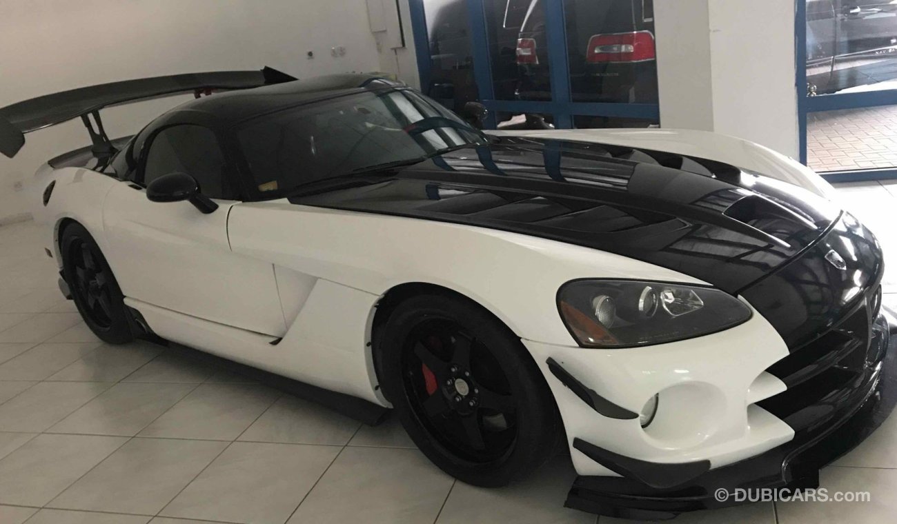 Dodge Viper