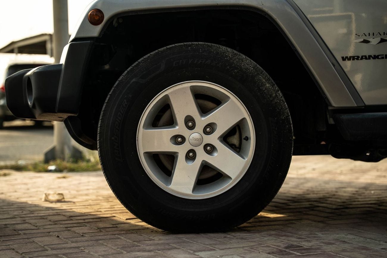 جيب رانجلر Sahara 3.6L A/T