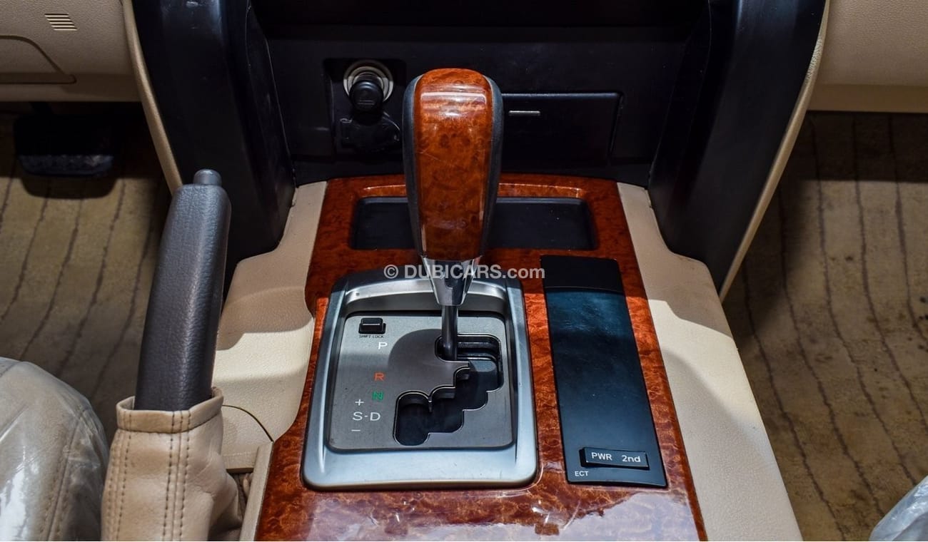 Toyota Land Cruiser GXR