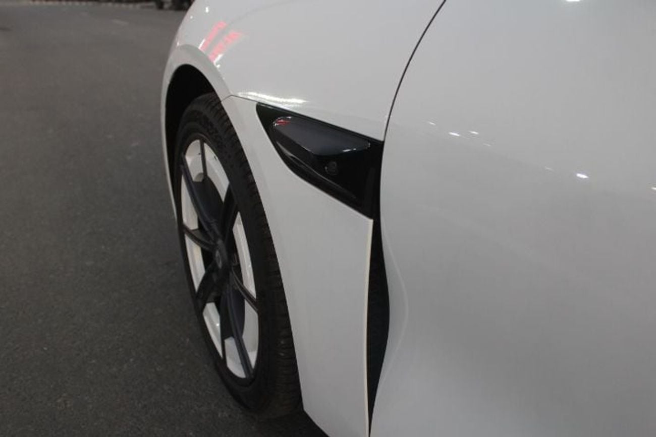 Xiaomi SU7 RWD