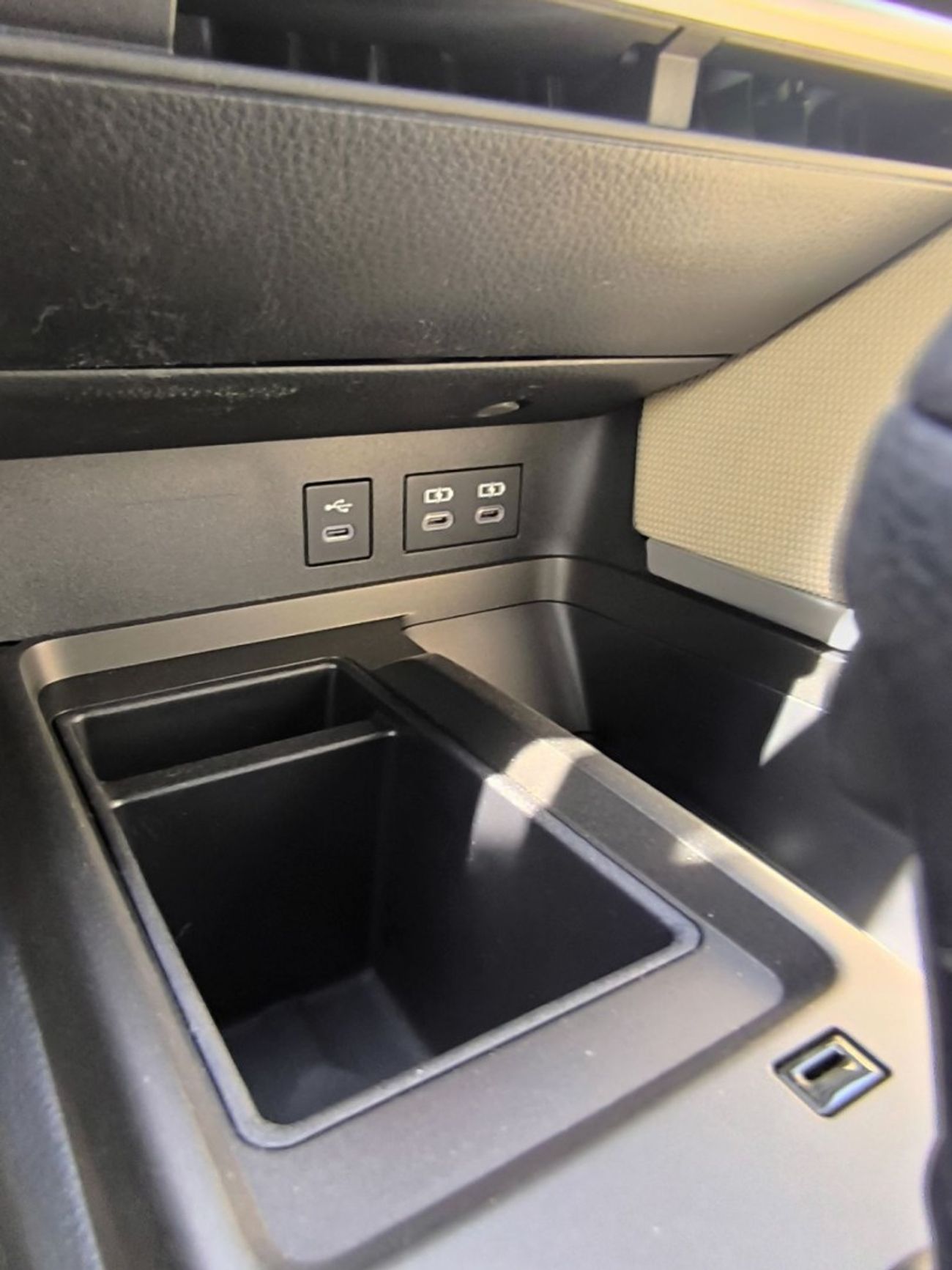 Toyota Camry E 2.5L CAMRY 2.5L STANDER