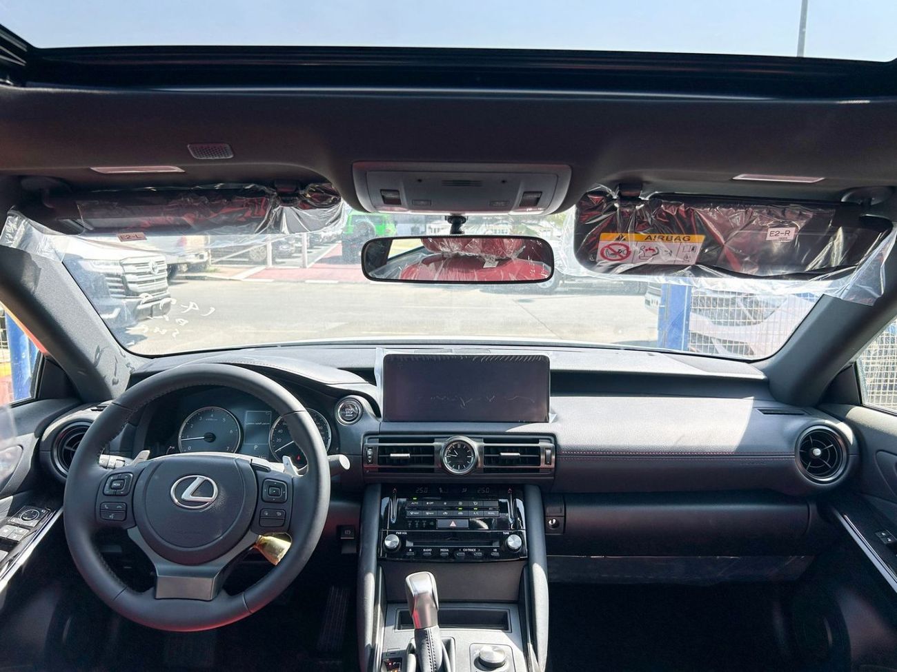 لكزس IS 300 2025 LEXUS IS300 2.0L PRIME GCC BRAND NEW 0KM