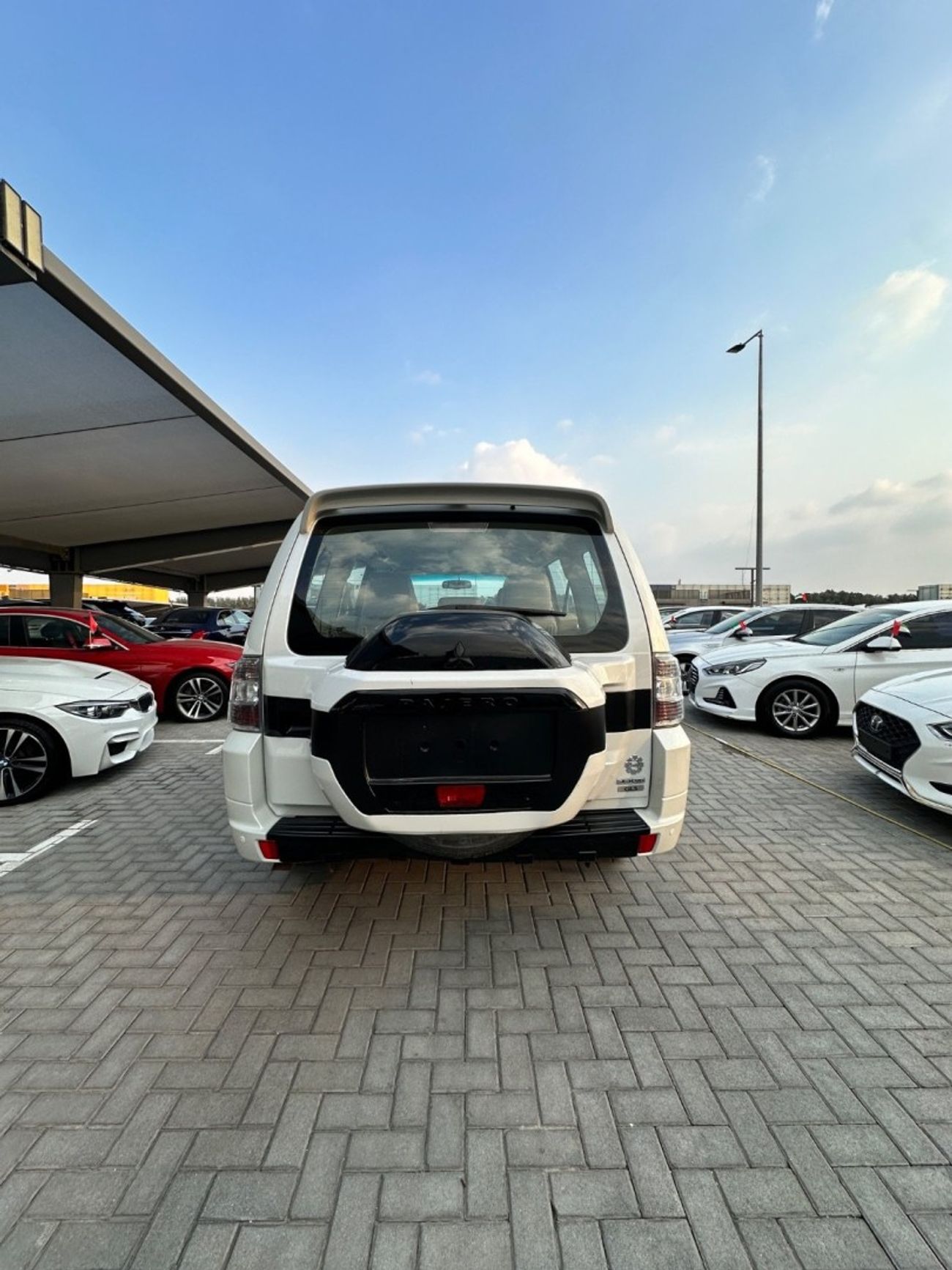 Mitsubishi Pajero GLS 3.5L (189 HP)