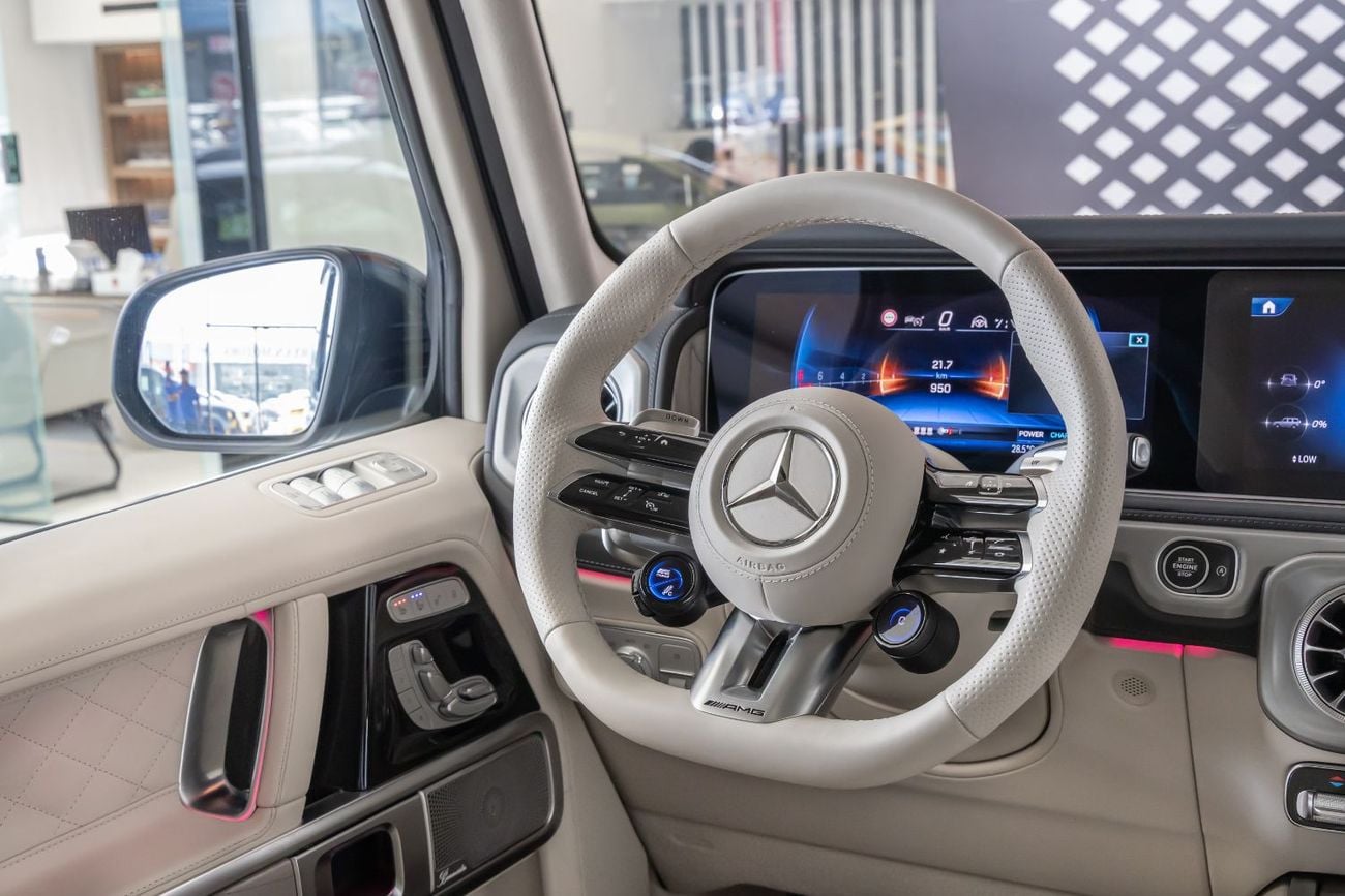 مرسيدس بنز G 63 AMG Mercedes-Benz G-Class | G 63 AMG | Double Night + Performance package | Gargash Auto Warranty | 2025