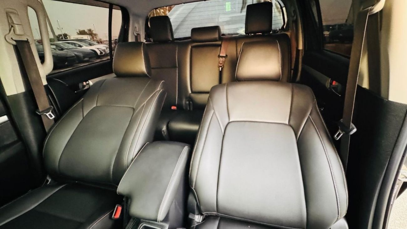 Toyota Hilux PREMIUM BULL BAR WITH LED FOCUS LIGHTS | ROOF TOP LED | AIR SNORKEL | RHD | 2017 | HILUX BOOT LID |