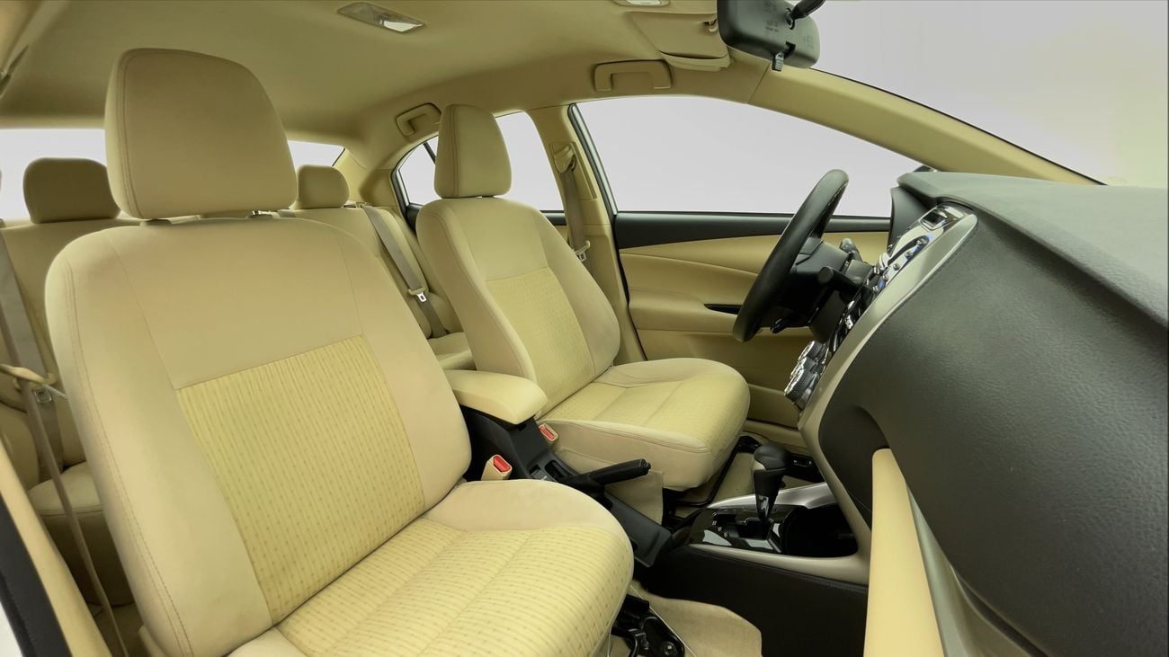 تويوتا يارس SE 1.5 | بدون دفعة مقدمة | اختبار القيادة في المنزل