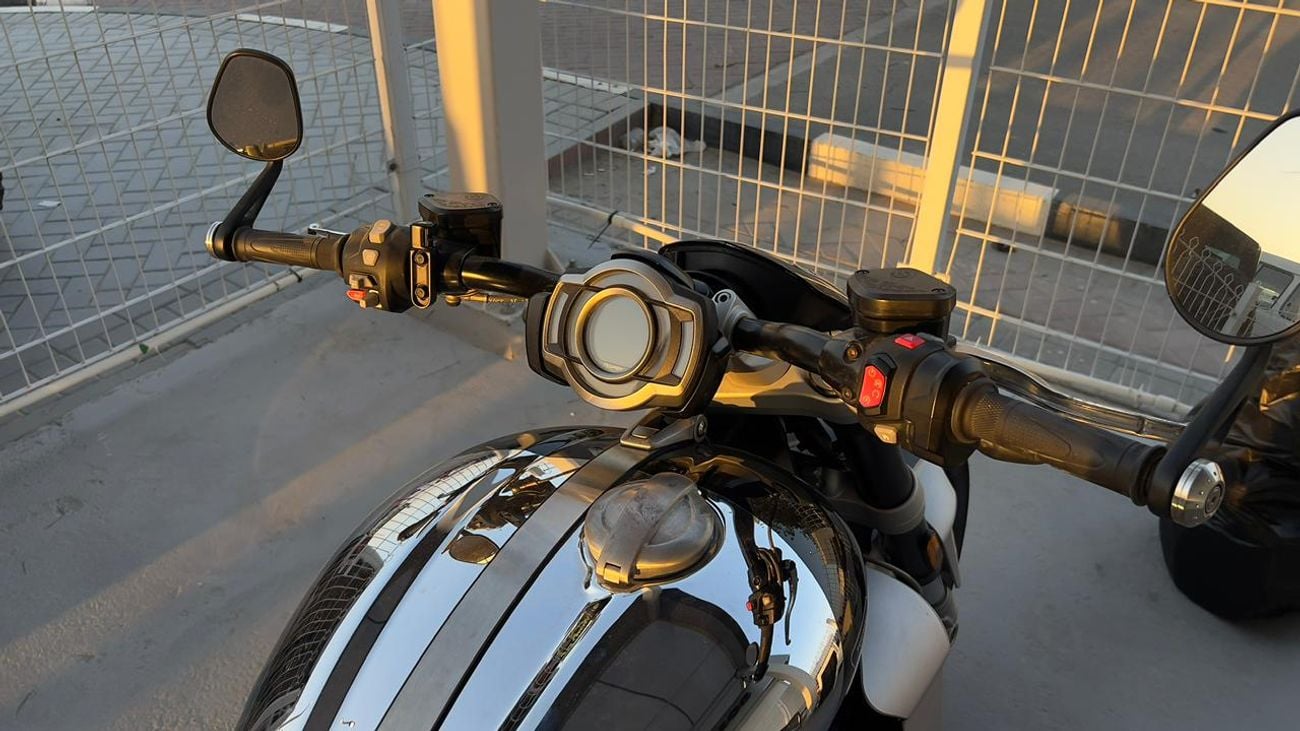 ترايمف روكيت 3 جي تي 2021 Triumph Rocket 3 GT 2500CC