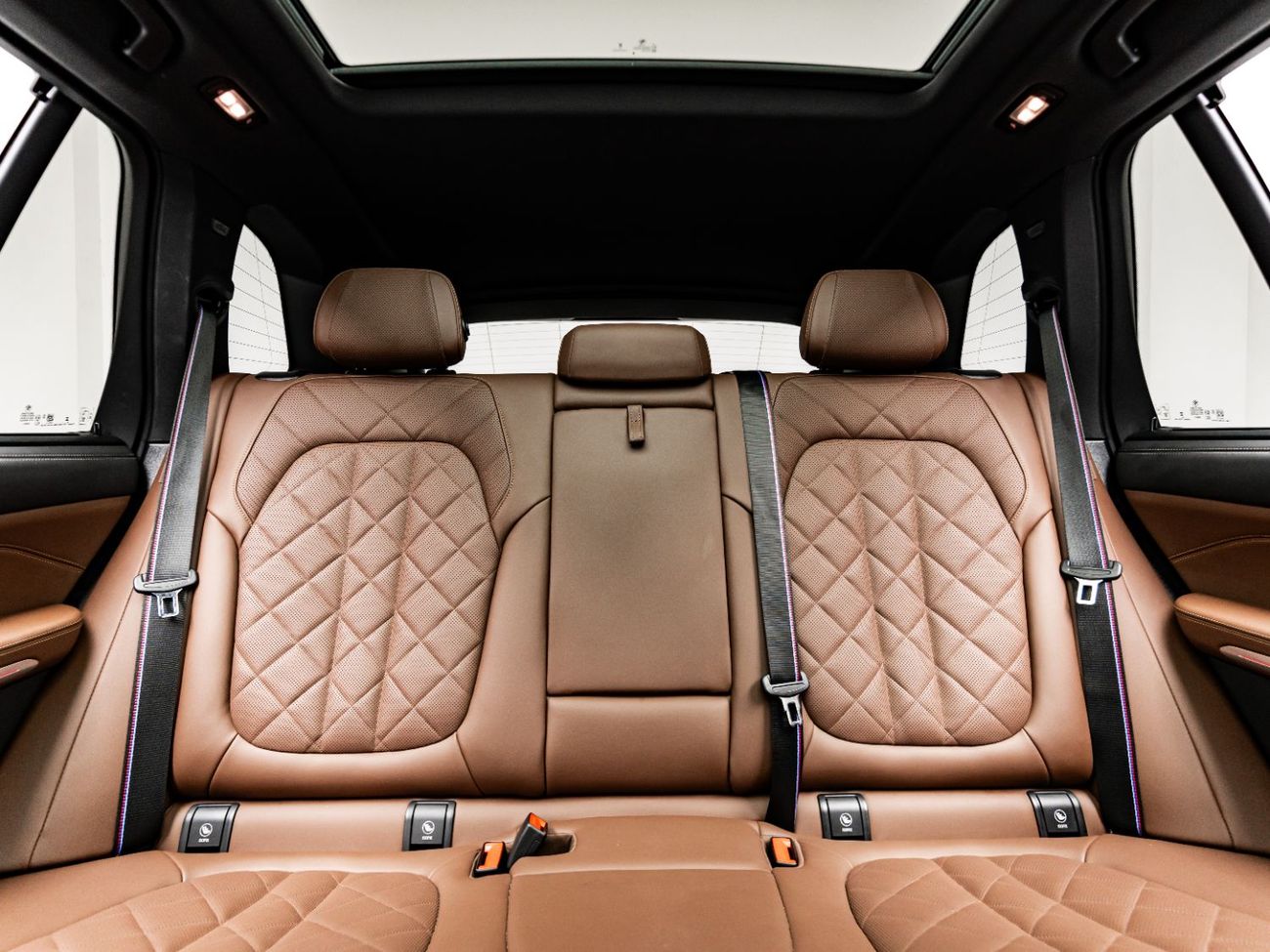 BMW X5 40i M Sport 3.0L 2025 BMW X5 xDrive 40i M Sport, 3.0 TC I6, AWD, 340bhp, 8 Speed Auto.