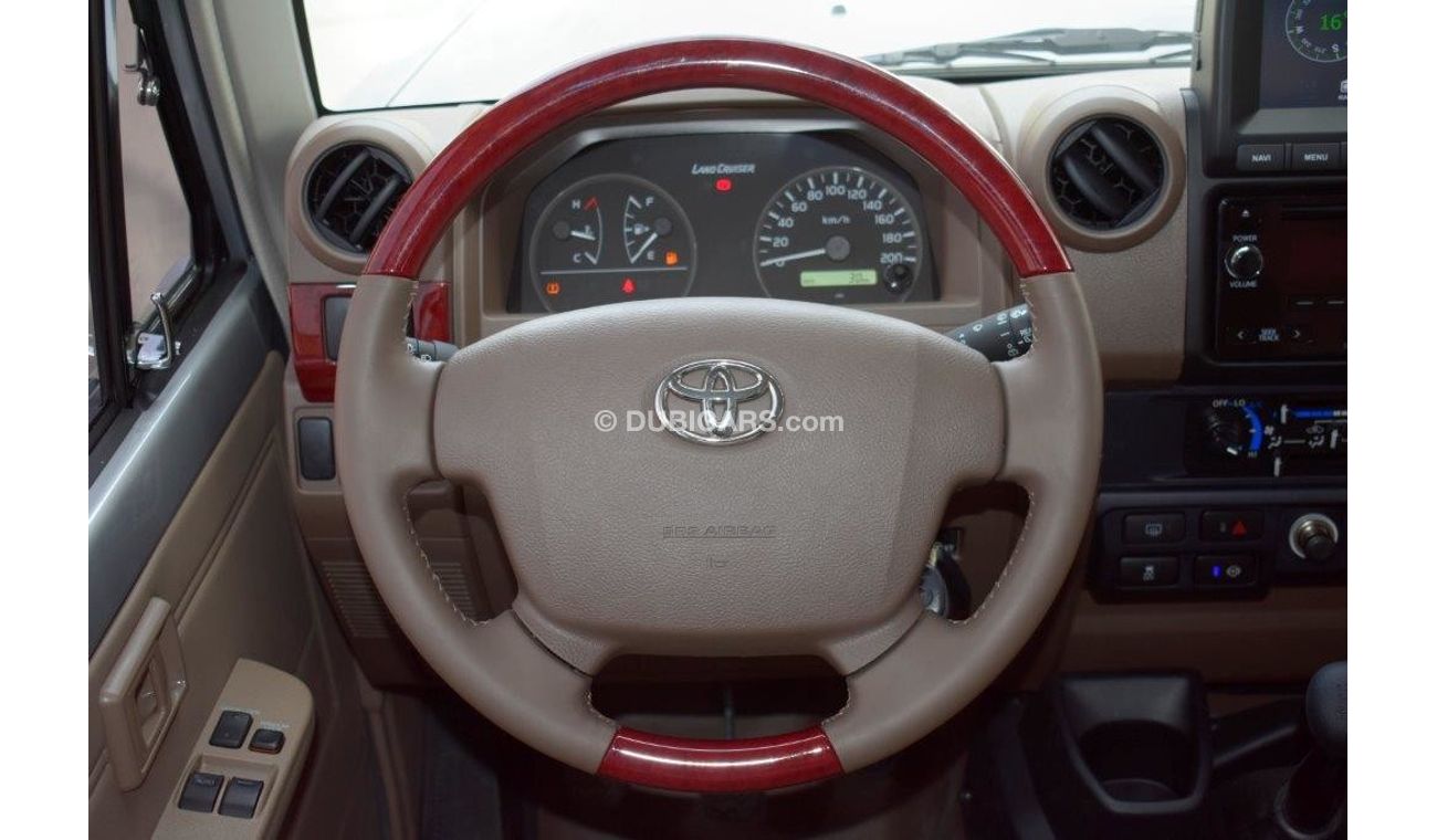 Toyota Land Cruiser 2018 MODEL 71 SAHARA EDITION