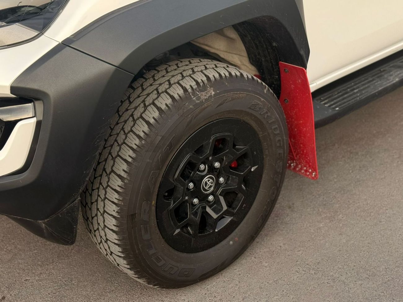 تويوتا هيلوكس Toyota hilux 4.0 GR 2025