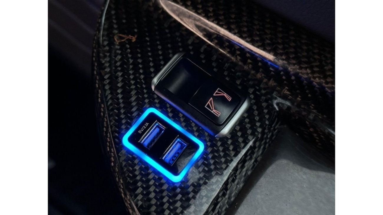 Mercedes-Benz V 250 Avantgarde MERCEDES V-250 2020 GCC VIP SEATS // PERFECT CONDITION IN SIDE AND OUT SIDE