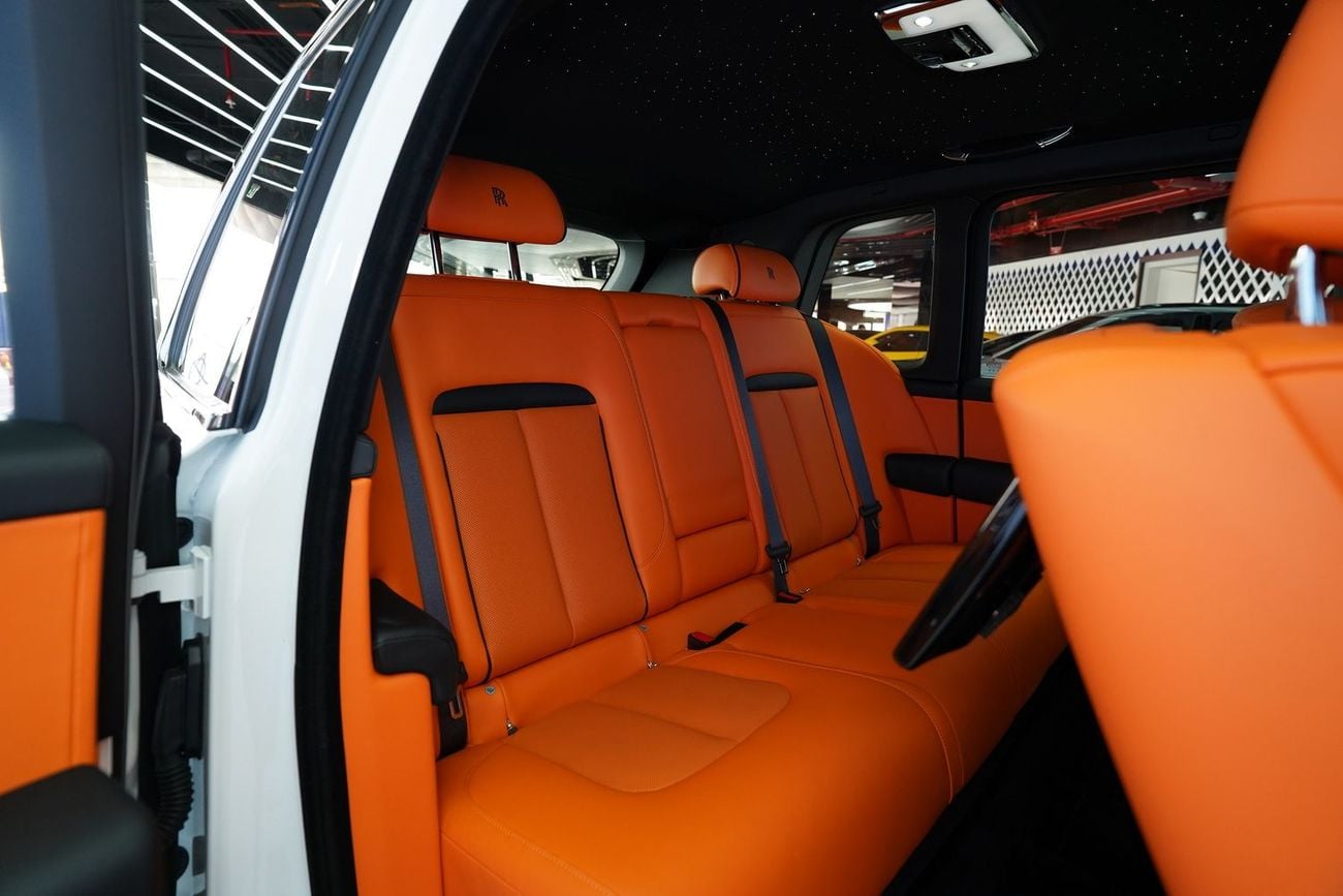 رولز رويس كولينان SILVER BADGE