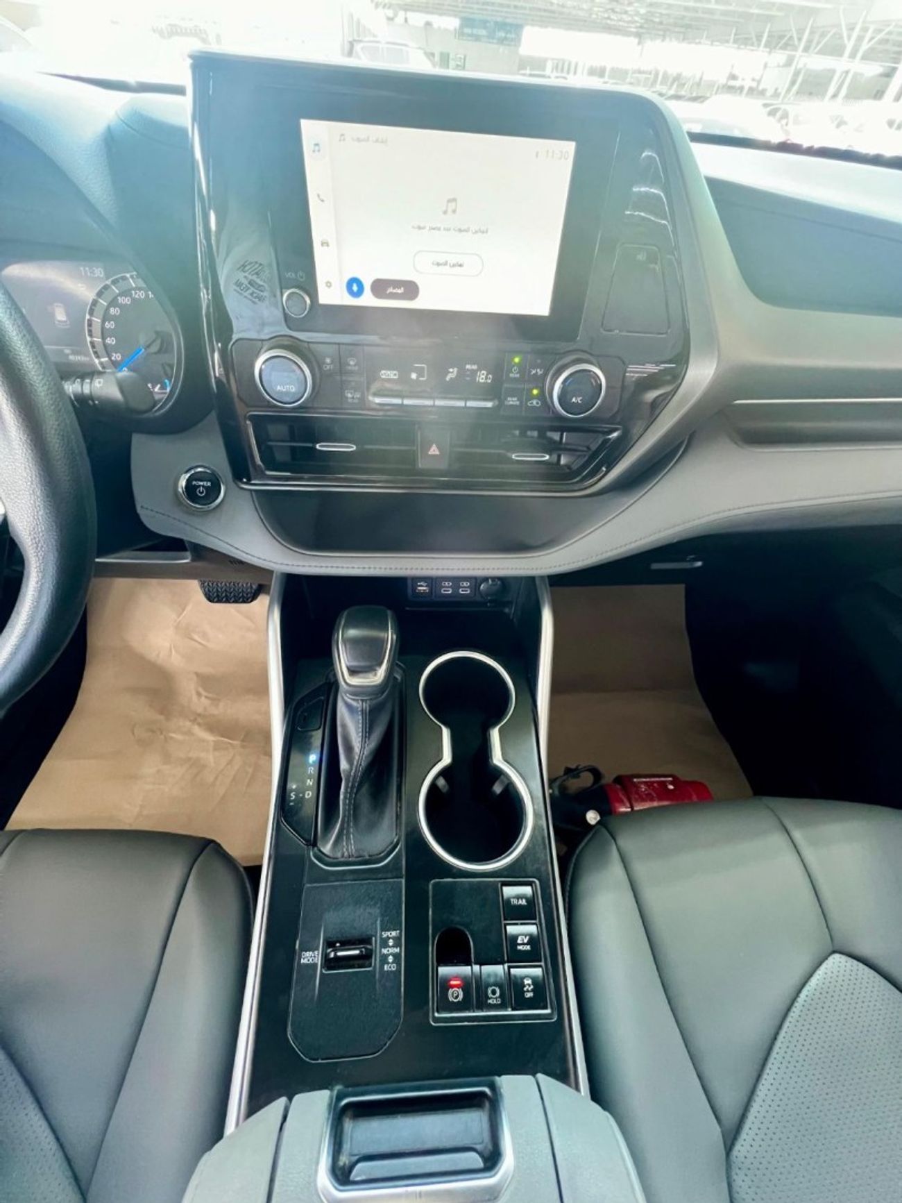 Toyota Highlander Hybrid  warranty one year bank financie available