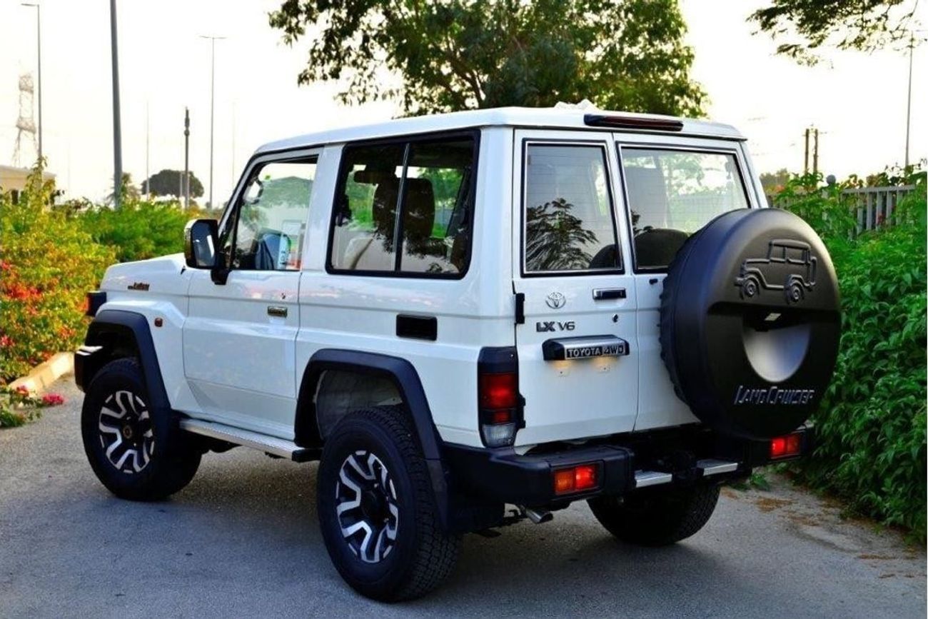 Toyota Land Cruiser 70 2025 TOYOTA LAND CRUISER 71 HARDTOP SDLX 4.0L PETROL 4WD AT