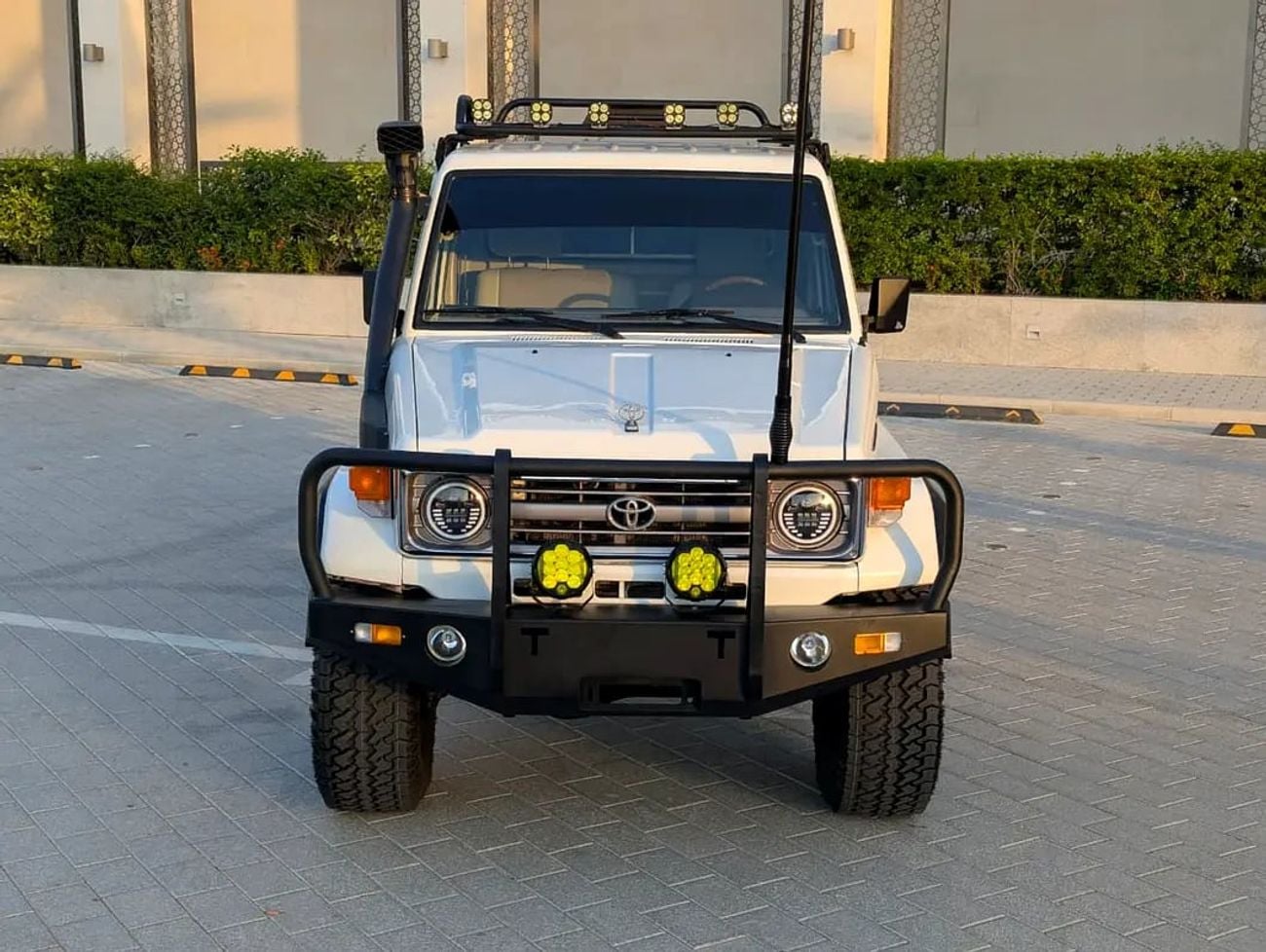 تويوتا لاند كروزر 70 DIESEL LC 79 LX GCC Specs