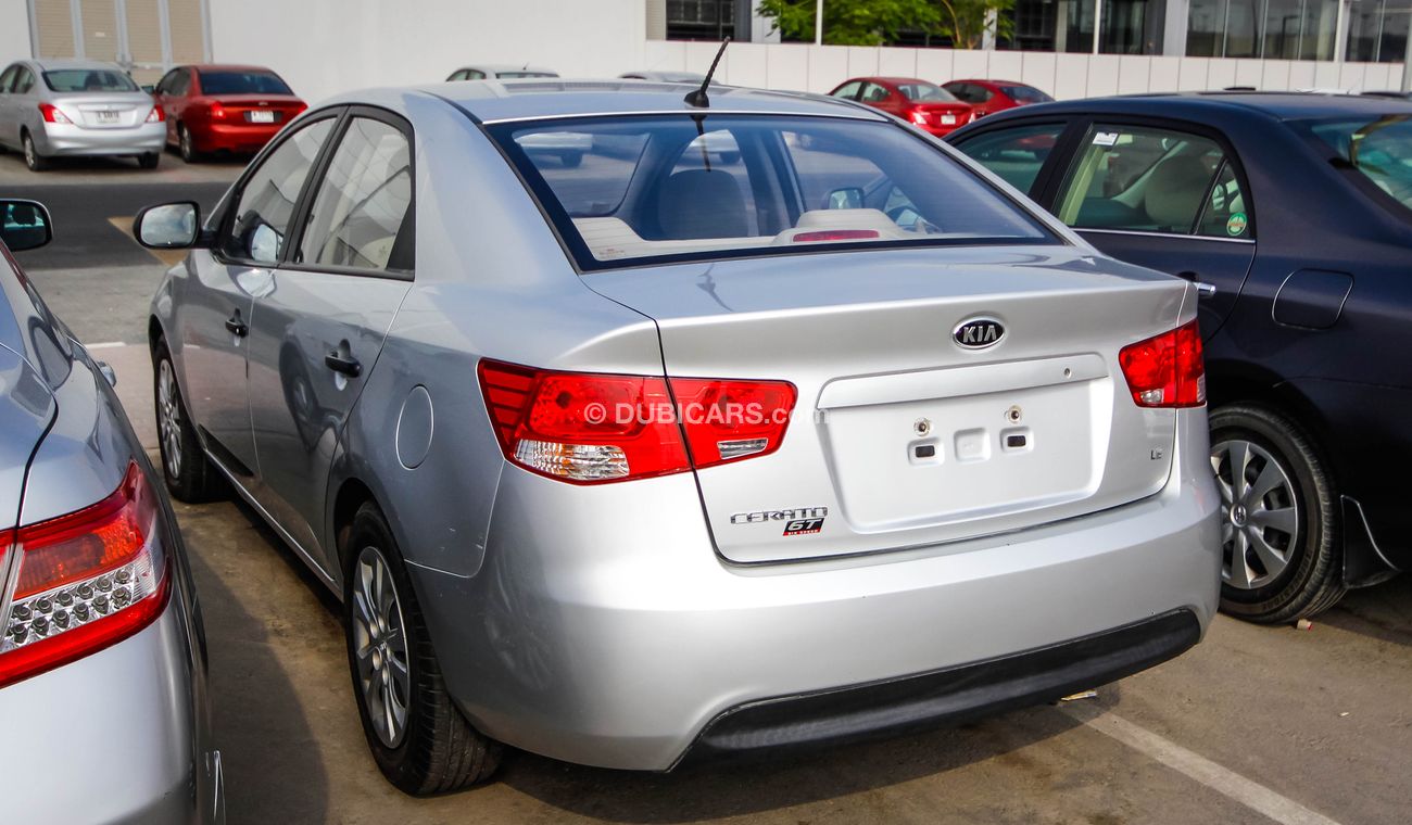 Kia Cerato LE