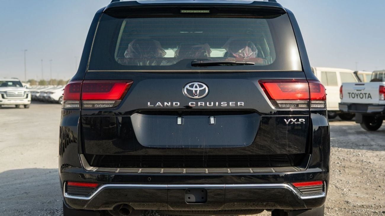 Toyota Land Cruiser LC300 3.3 DIESEL VXR 2025 MODEL