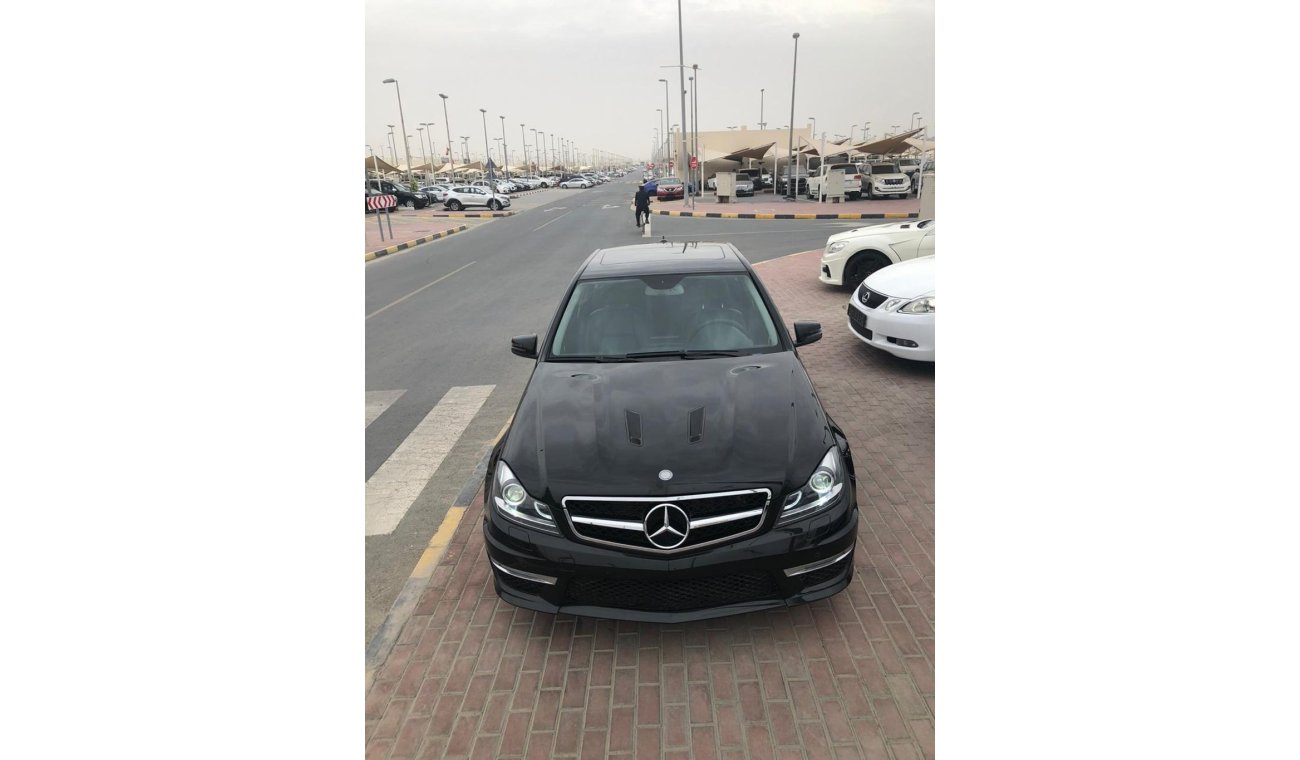 Mercedes-Benz C 300 Model 2011 car prefect condition full option panoramic roof leather seats and back camera back air c