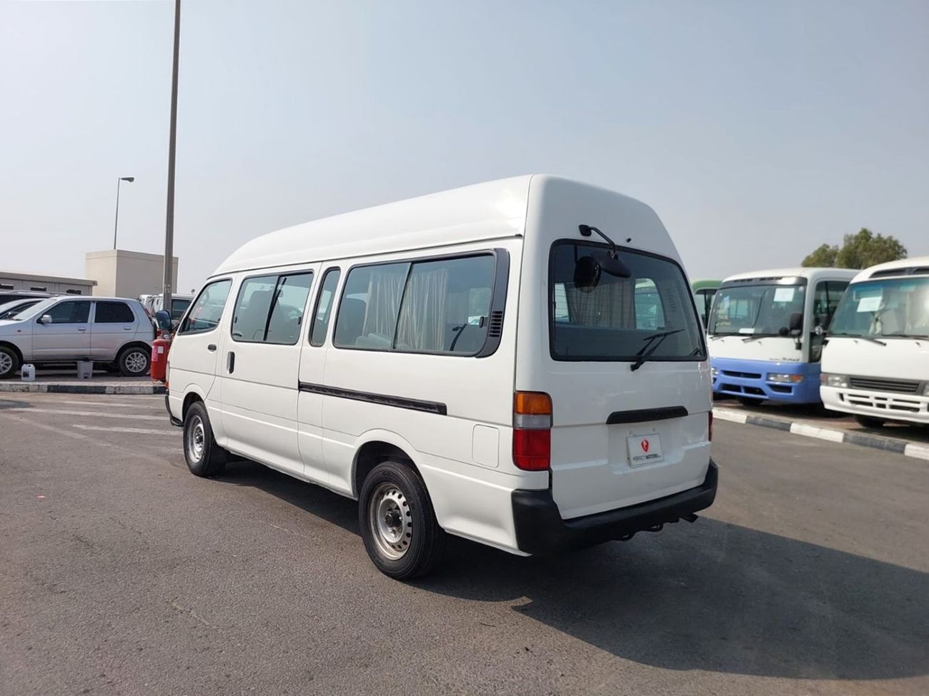 تويوتا هاياس TOYOTA HIACE COMMUTER VAN RHD 2001 MODEL 3.0 L DIESEL MANUAL(PM08349)