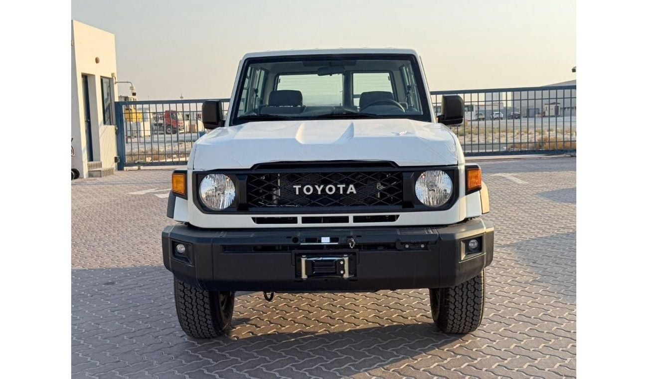 Toyota Land Cruiser 70 2024 Toyota LC71 4.0 Hard Top 3DR SWB - White inside Bluish Grey | Export Only