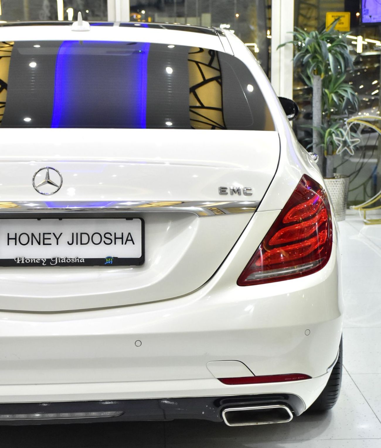 مرسيدس بنز S 400 EXCELLENT DEAL for our Mercedes Benz S400 ( 2014 Model ) in White Color GCC Specs