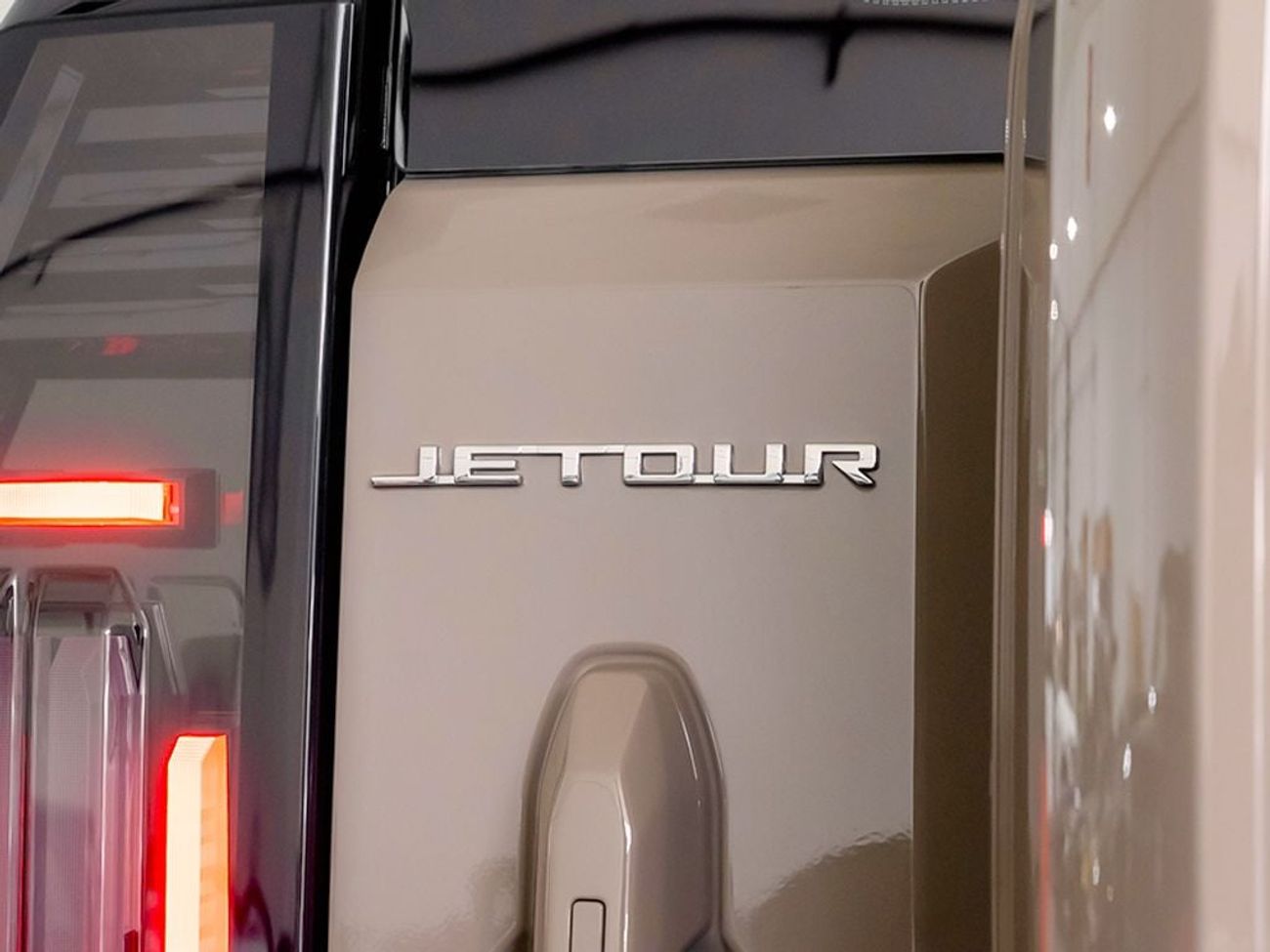 Jetour T2 LUX