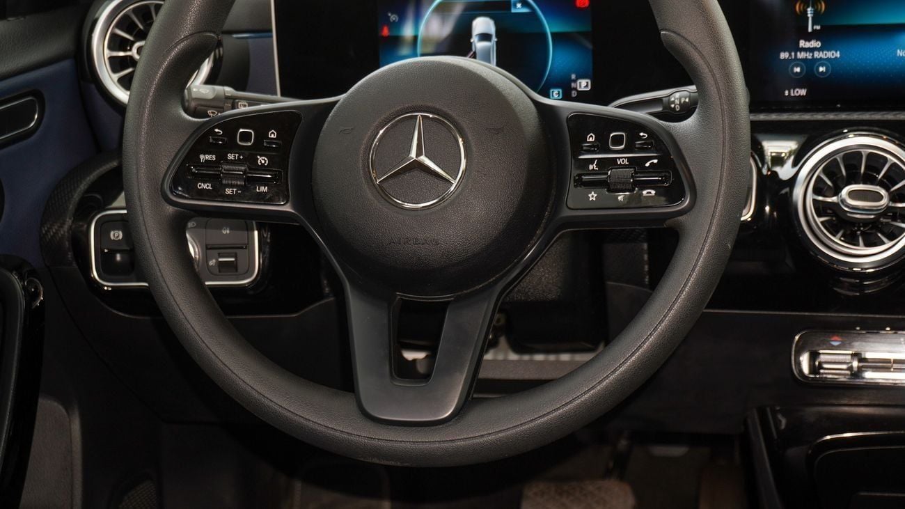 مرسيدس بنز A 220 KOREAN SPECS 2020!! NO PAINT!! NO ACCIDENT! IMMACULATE CONDITION