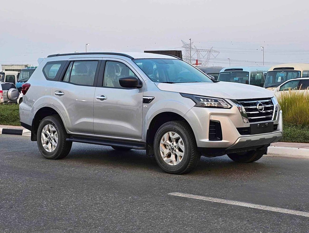 Nissan XTerra SE, 2.5L V4 , PETROL, A/T, PUSH START, 7SEATS, 4WD (CODE # 68045)