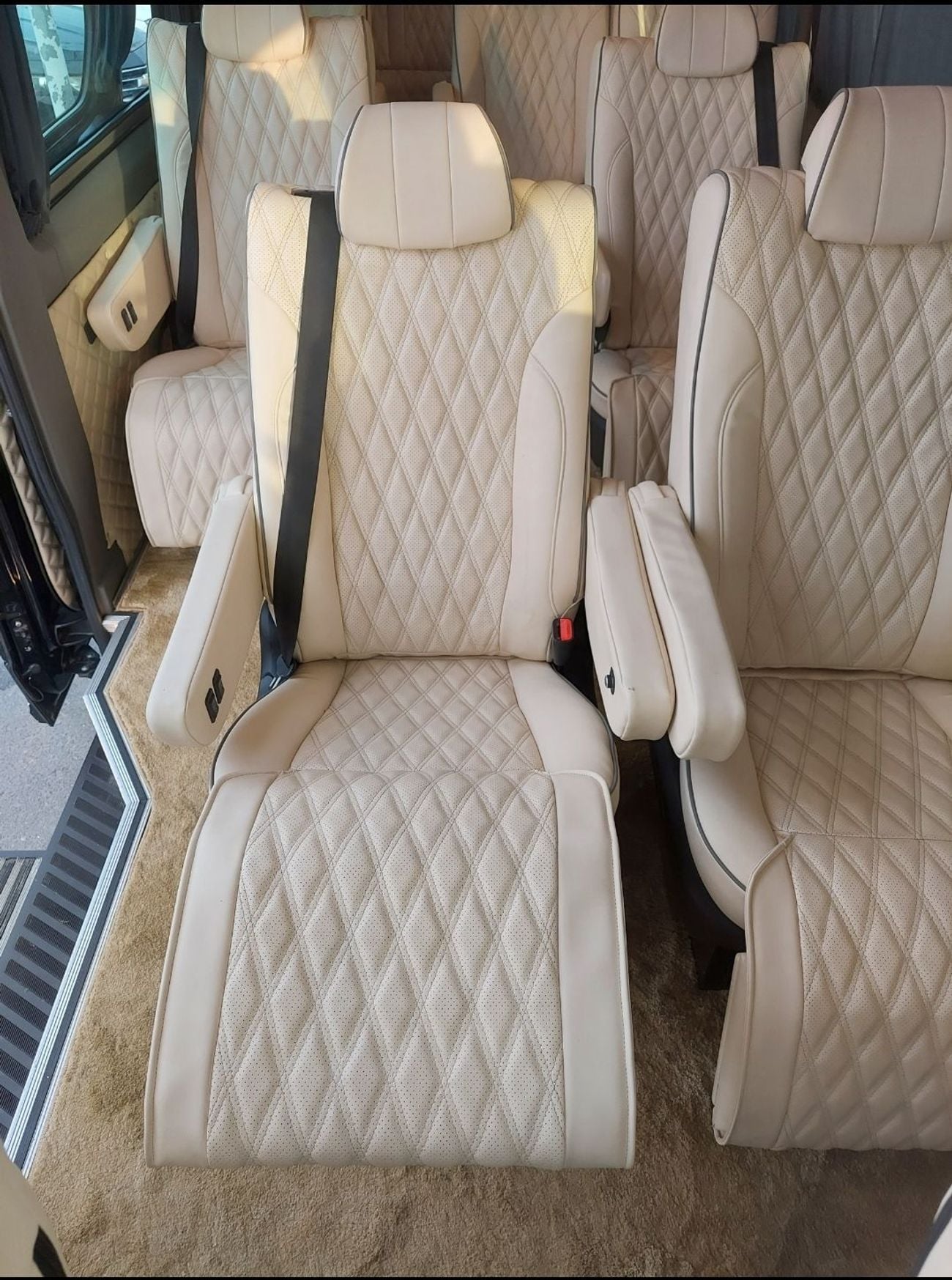 مرسيدس بنز سبرينتر 