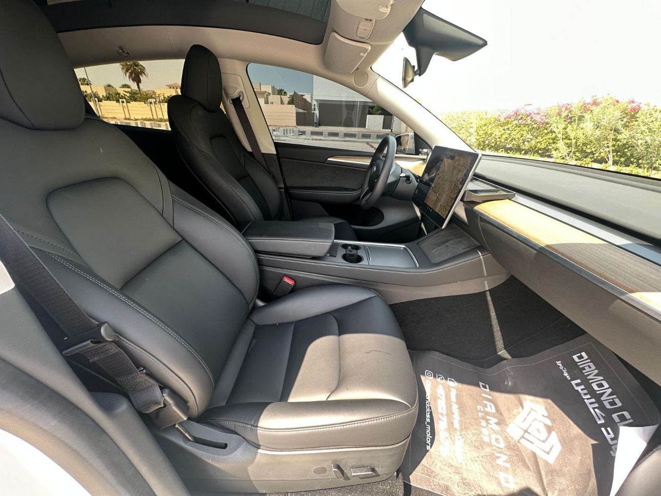 Tesla Model Y Tesla Model Y   Brand New  Auto Pilot  2024 GCC Zero KM  Under Tesla Warranty