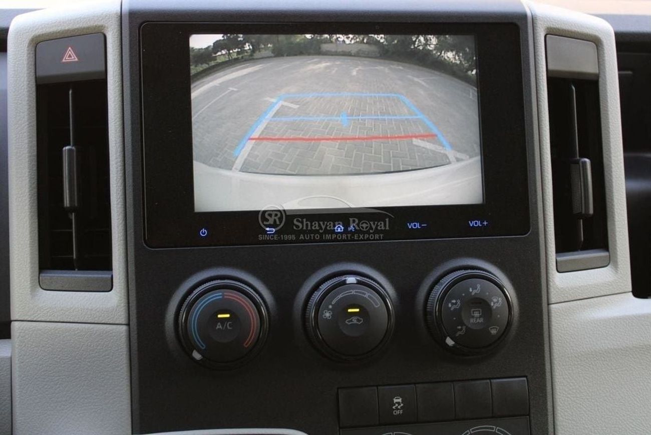 Toyota Hiace LHD 3.5L PETROL V6 13 SEATER DX AT 2025MY