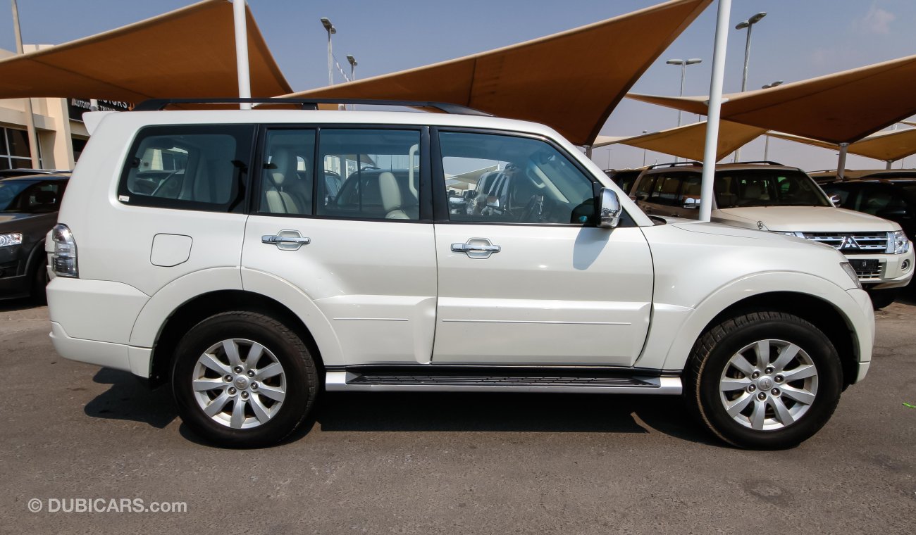 Mitsubishi Pajero GLS 3.8 V6