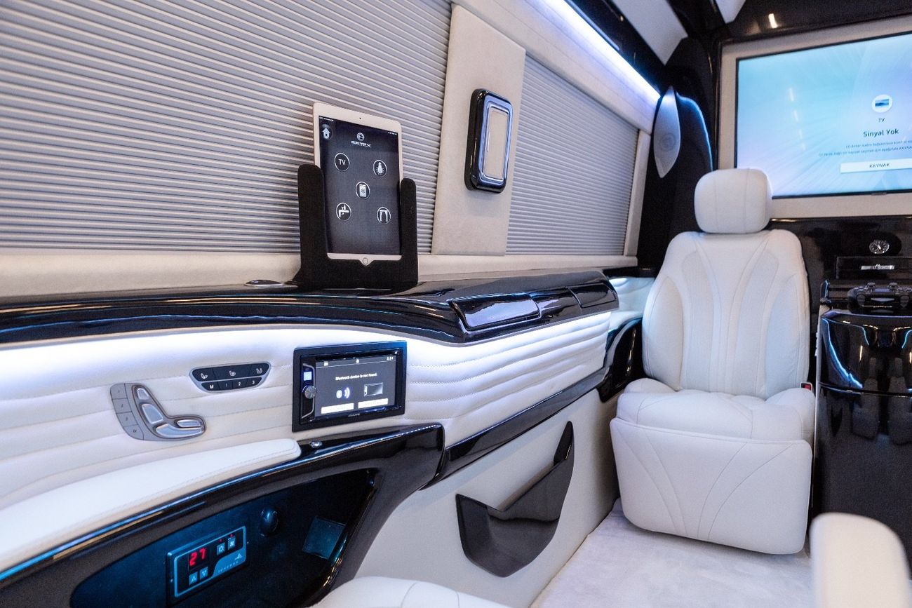 جي أم سي سافانا ERTEX LUXURY CAR DESIGN CO. 30TH YEAR EDITION