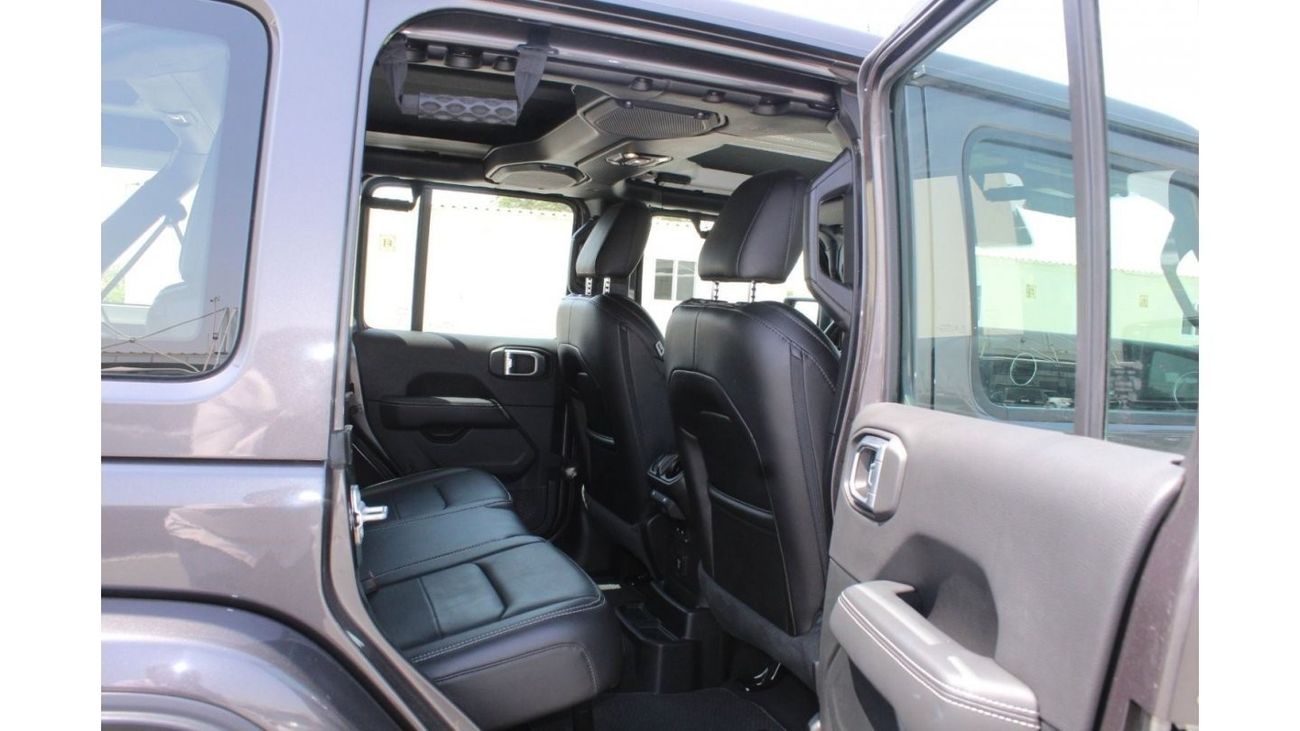 Jeep Wrangler Unlimited Sahara JEEP WRANGLER UNLIMTED SAHARA SPECIAL EDITION 2021 GCC VERY LOW MILEAGE WITH AGENCY