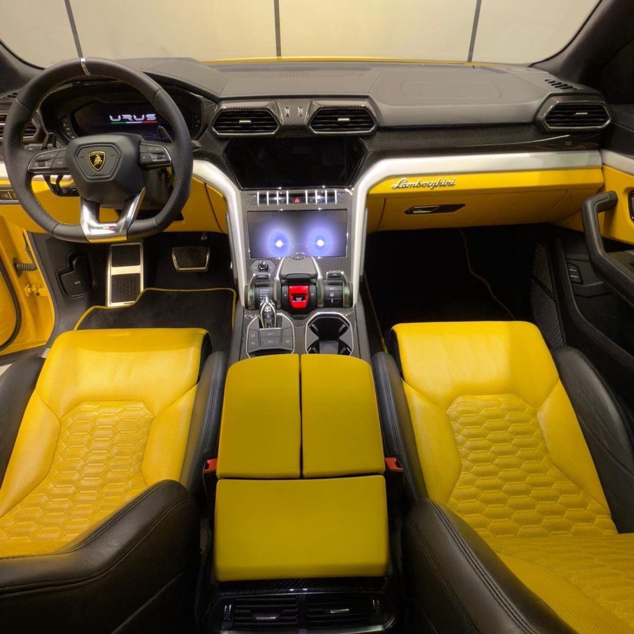 Lamborghini Urus STD Lamborghini Urus 2021 European specs