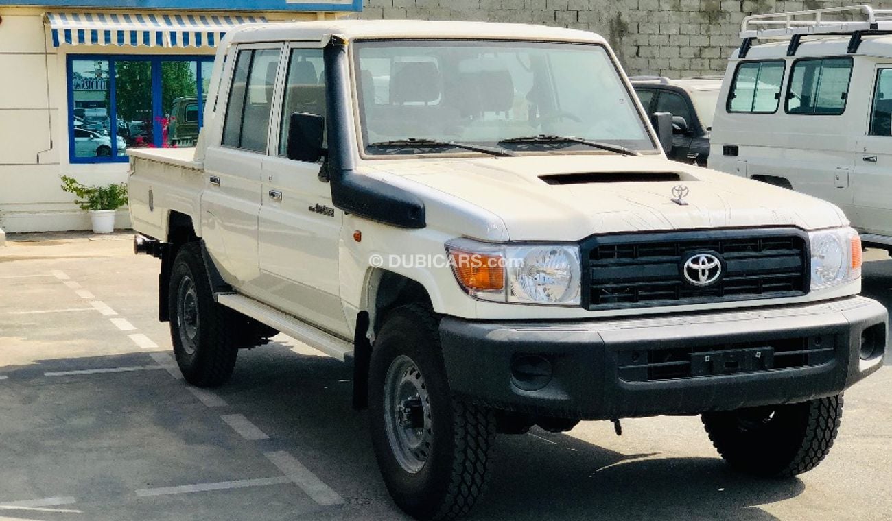 Toyota Land Cruiser Pick Up Double Cabin pickup 4.5L DIESEL V8 4WD 2022