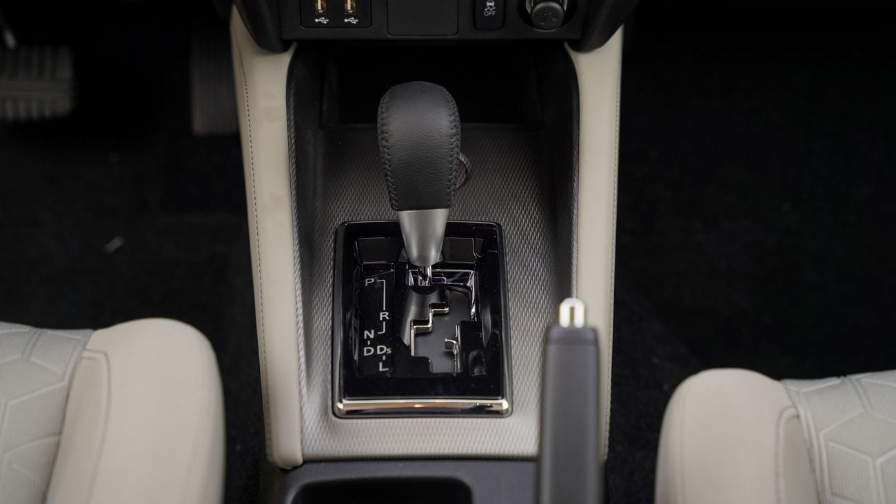 Mitsubishi ASX Brand New Mitsubishi ASX MedLine 2026 Export 2.0L 2WD Petrol|White/Beige|ASX-MEDLINE-2WD-26|